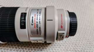 Canon EF 300mm f/4 L IS USM