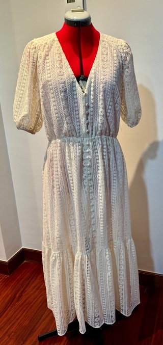 Vestido blanco largo de encaje