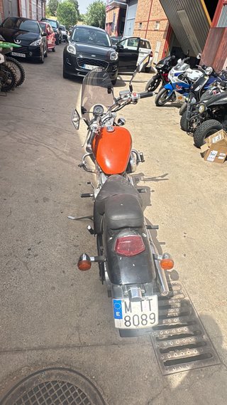 Honda Shadow 600 .