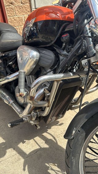 Honda Shadow 600 .