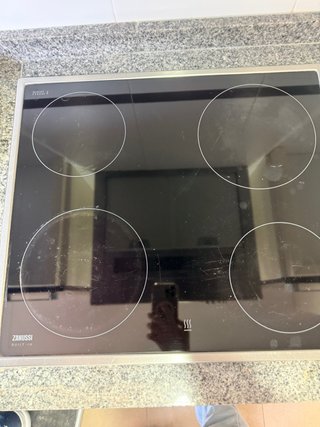 Pack Vitrocerámica + horno Zanussi