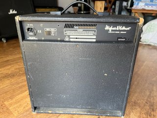 Amplificador Hughes & Kettner Club Reverb