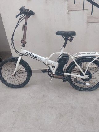 Bici Eléctrica Nilox Blanca