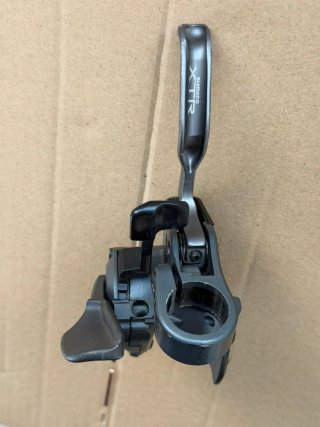 Mando Cambio izquierdo Shimano XTR st-m952 3v