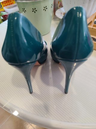 Zapatos tacón peep toe verde azulado