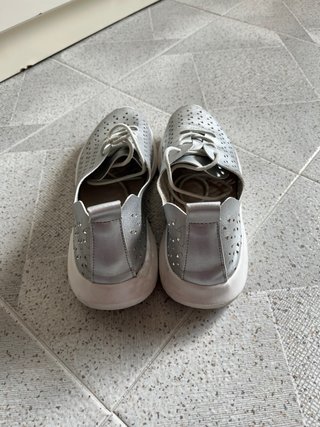 Zapatillas Eoliger plateadas