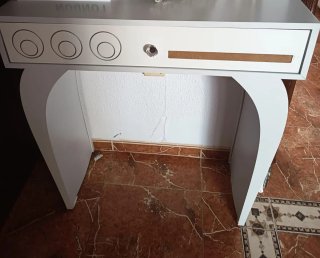 Entradita blanca diseño moderno