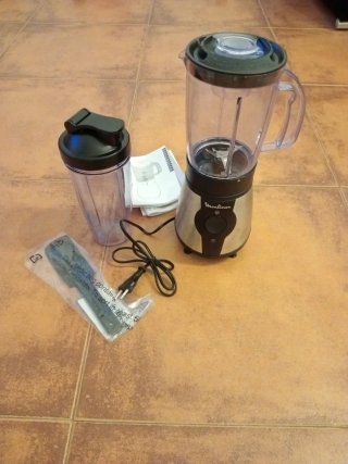 Licuadora Moulinex on-the-go blender nueva