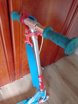 Patinete Oxelo Plegable Rojo y Azul