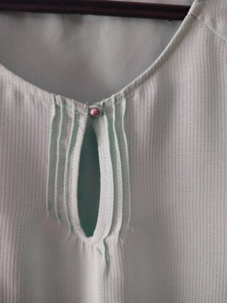 Blusa verde agua