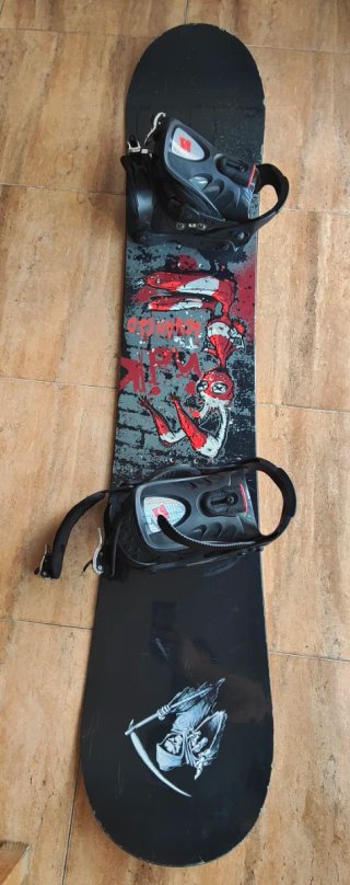 Tabla de Snowboard con Fijaciones