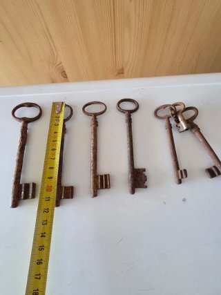 Lote 6 Llaves Hierro Antiguas