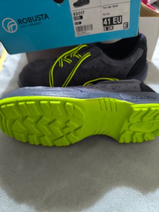Zapatos de seguridad ROBUSTA talla 41