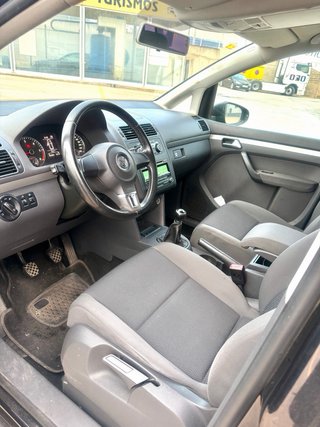 Volkswagen Touran 2012
