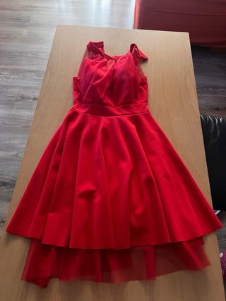 Vestido rojo con tul
