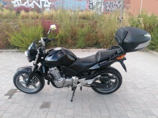 Honda CBF 500 Negra