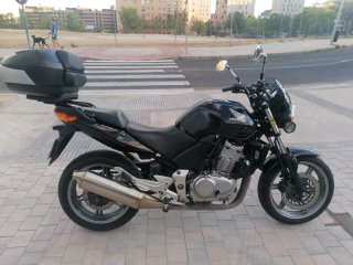 Honda CBF 500 Negra