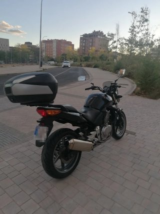 Honda CBF 500 Negra