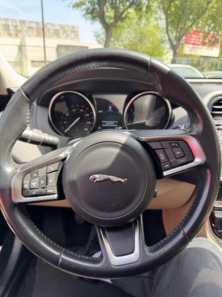 Jaguar XE 2017