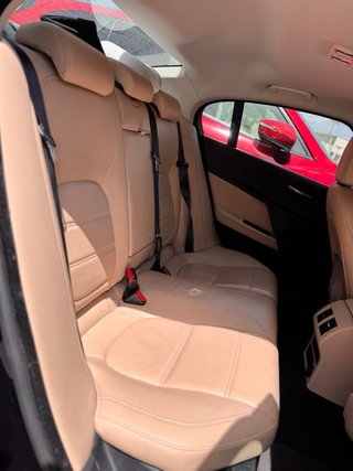 Jaguar XE 2017