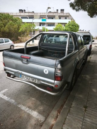 Mitsubishi L 200 2000