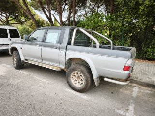Mitsubishi L 200 2000