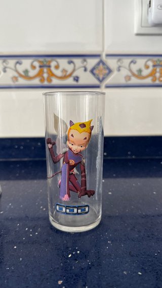 Vasos Código Lyoko - 3 vasos  - 1 jarra