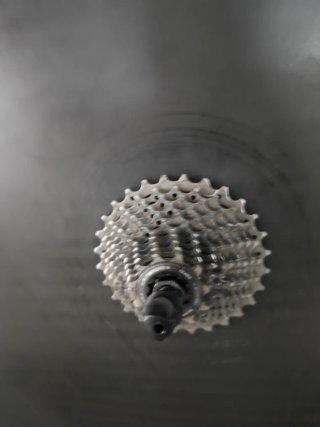 Ruedas ciclismo. Trasera con tapas lenticular
