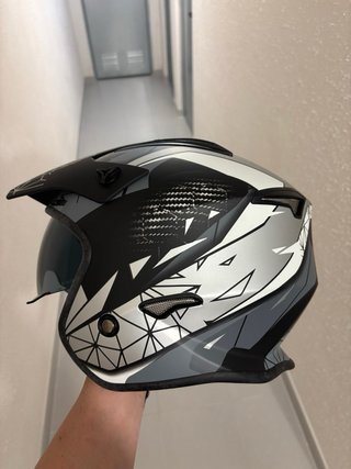 Casco de moto Unik nuevo