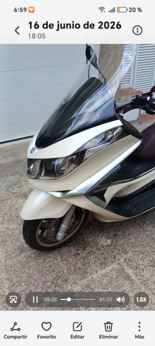 Moto Piaggio X10 500 Executive Plata/Blanco