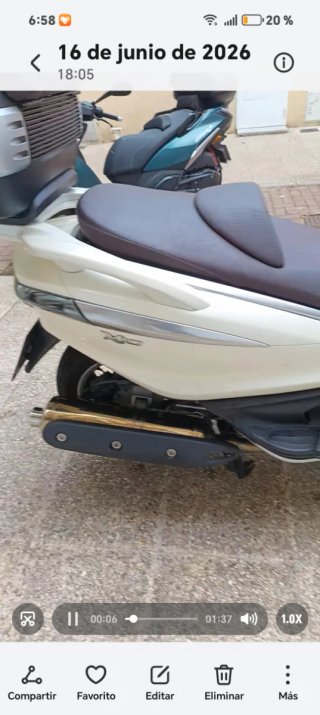 Moto Piaggio X10 500 Executive Plata/Blanco