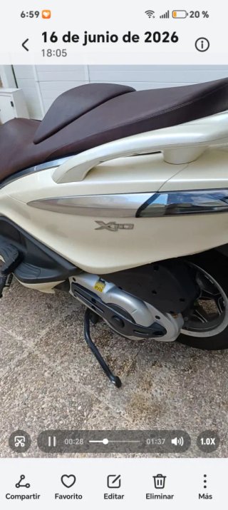 Moto Piaggio X10 500 Executive Plata/Blanco