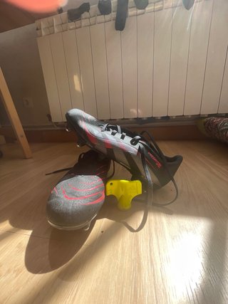 Botas de fútbol Adidas predator talla 38. Nuevas