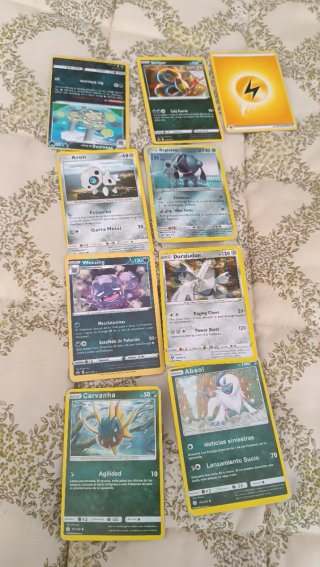 Lote de cartas Pokémon: Weezing, Aron, Absol, etc.