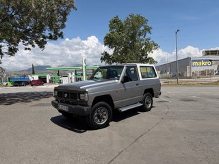 Nissan patrol  2800 4x4.    1992