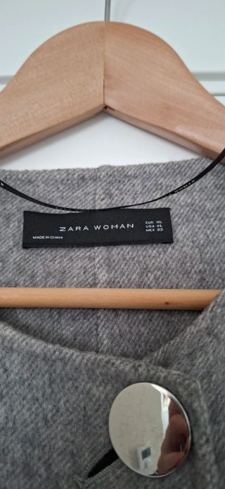 Abrigo Zara Lana Gris