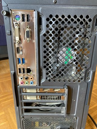 Torre PC Intel i5 8GB RAM Nvidia 750 Ti gaming