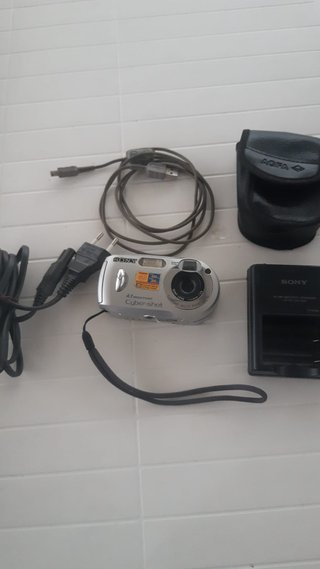 Fotocamera Digitale Sony Cyber-shot 4.1 MP
