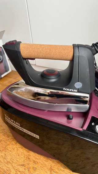 Plancha de Vapor Taurus BRAVISSIMO 16