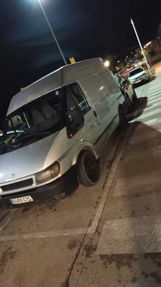 Ford E-Transit 2004