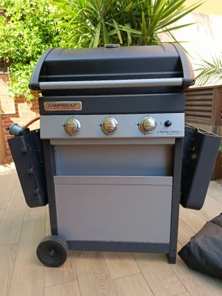 Barbacoa Gas Campingaz 3 nueva con funda y bombona