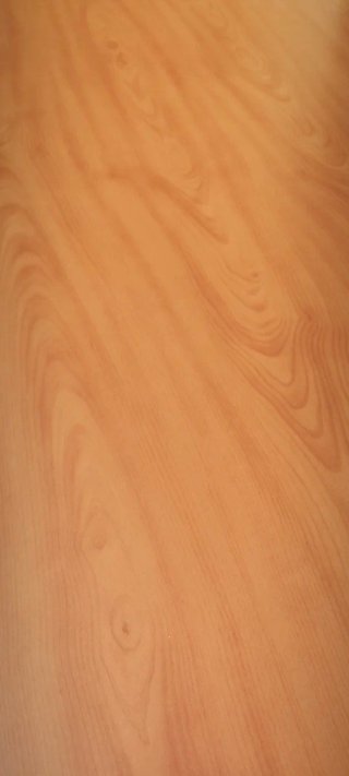 Mesa de comedor de madera