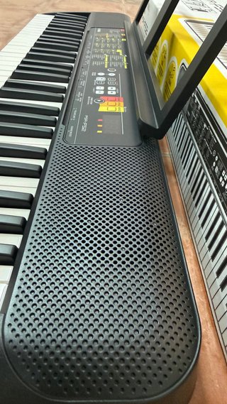Yamaha PSR-F52 Teclado Digital 61 Teclas
