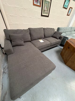 Sofá chaise longue gris tela