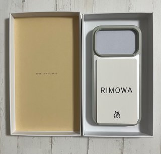 Funda RIMOWA Plata iphone 17 pro negociable