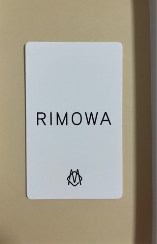 Funda RIMOWA Plata iphone 17 pro negociable