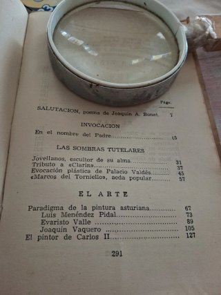 Libro antiguo. Madre Asturias