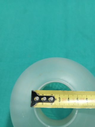 Apliques vintage dorados con tulipas de cristal