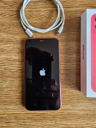 iPhone 11 64GB Rojo