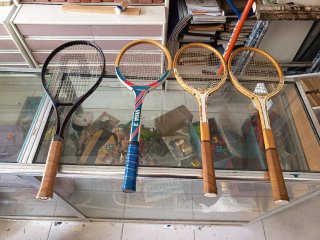 Raquetas de tenis antiguas